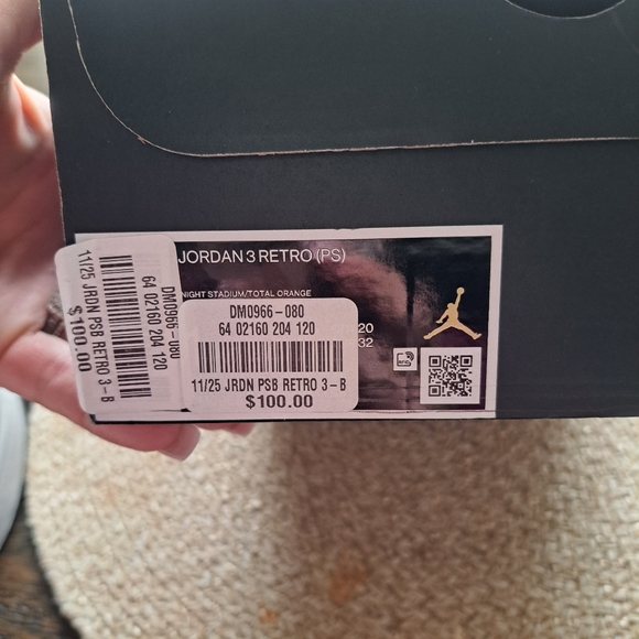 Jordan 3 Retro🩶🧡🖤 - Picture 12 of 13